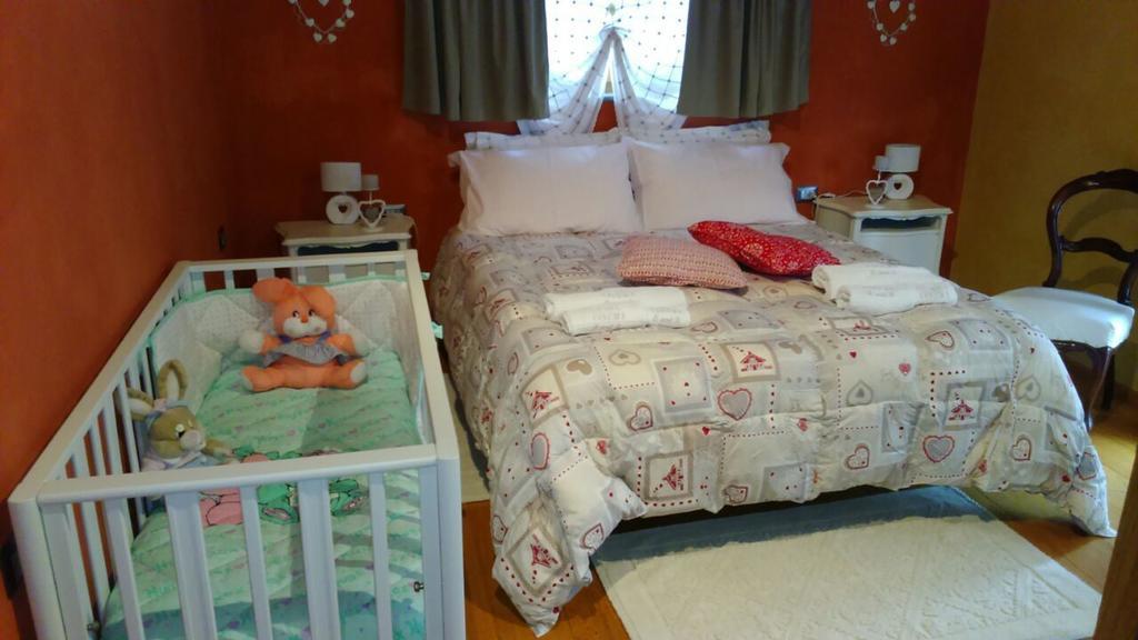 Holiday Home Ca' Del Cinema Mombercelli Bilik gambar