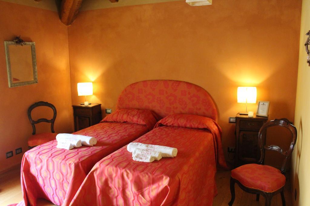Holiday Home Ca' Del Cinema Mombercelli Bilik gambar