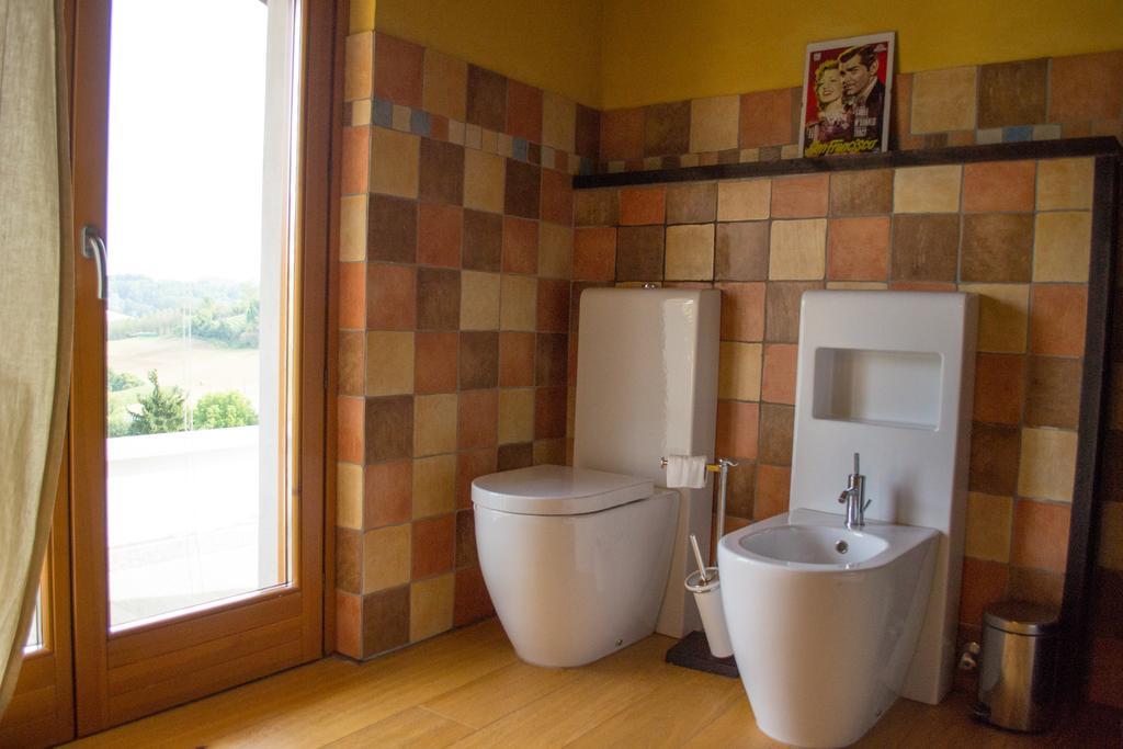 Holiday Home Ca' Del Cinema Mombercelli Bilik gambar